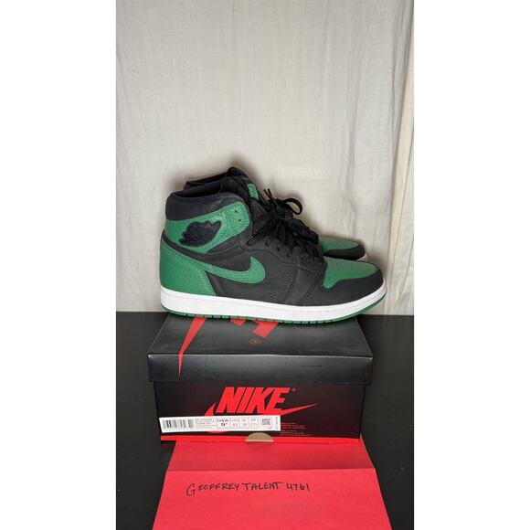 Nike Air Jordan 1 Retro High OG \